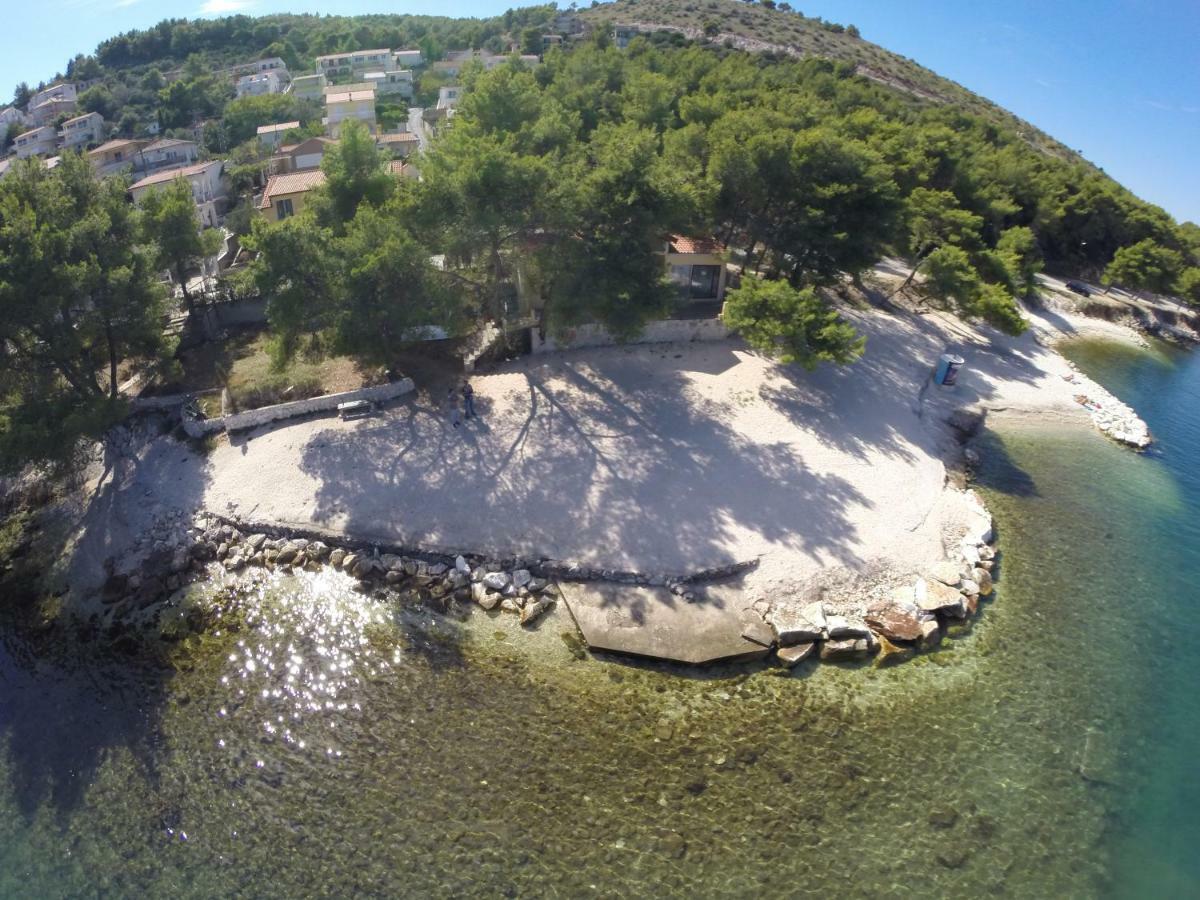 Apartments Viki Trogir Exterior photo